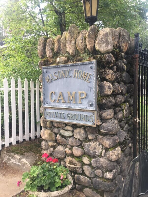 Masonic home camp private grounds sign